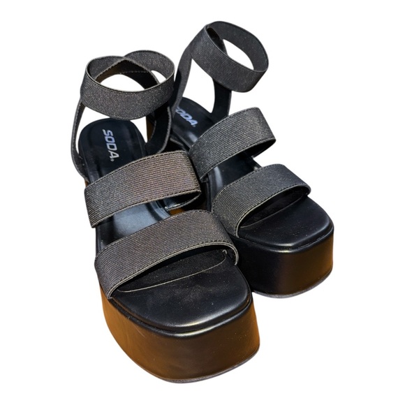 Soda Black Chunky Platform Shoes with Modern Straps - Picture 1 of 4